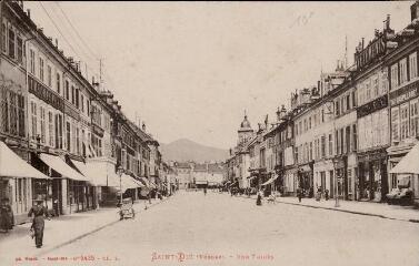 Saint-Dié (Vosges). - Rue Thiers.