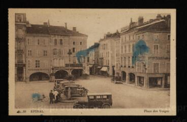 Épinal. - Place des Vosges.