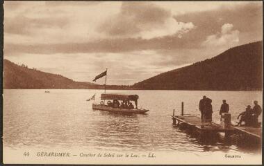 Gérardmer. - Coucher de soleil sur le lac.