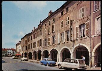 [Remiremont]. - Les Arcades.