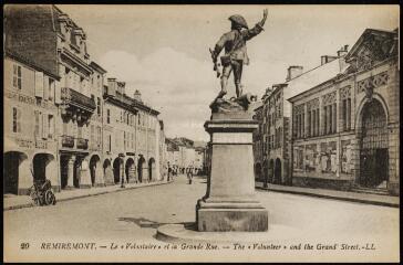 [Remiremont]. - Monument "Le Volontaire".