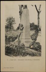 [Saint-Dié]. - Monument de Jules Ferry (cimetière).