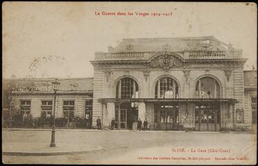 [Saint-Dié]. - La gare (côté cour).