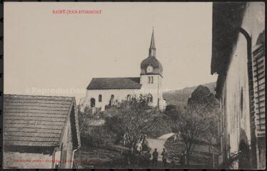 Saint-Jean-d'Ormont. - Vue de l'église du village. Au premier plan, on distingue des poilus.