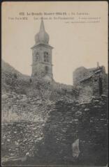 Saint-Pierremont. - Vue des ruines du village. À l'arrière plan, le clocher de l'église, presque intact.