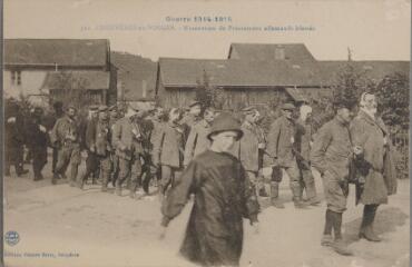 Guerre de 1914-1915. Bruyères-en-Vosges. - Évacuation de prisonniers allemands blessés.