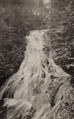 Environs de Gérardmer - Cascade de Retournemer.