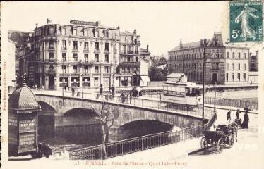 Épinal. - Pont de Pierre – Quai Jules Ferry.