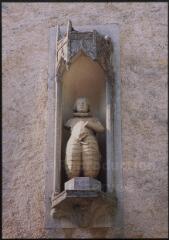 Domrémy-la-Pucelle. - Statue de Jeanne d'Arc agenouillée/Statue of Joan of Arc kneeling/Statue der knienden heiligen Johanna.