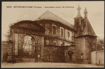 Moyenmoutier. - Ancienne porte de l'abbaye.