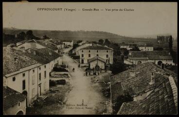 Offroicourt. - Vue prise du clocher de l'église sur la grande-rue.