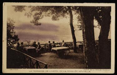 [Plombières-les-Bains]. - La terrasse de l'hôtel de la Feuillée Nouvelle.