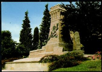 [Rambervillers]. - Monument aux morts.
