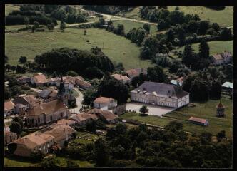 [Thuillères]. - [Le château].