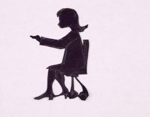 [Les métiers de l'imagerie : une femme assisse sur une chaise à roulettes.]