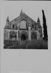 Aulnay-de-Saintonge - église Saint-Pierre-de-la-Tour. – Vue d'ensemble.