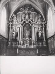 Chazot - église Notre-Dame-de-la-Nativité. – Vue du maître-autel et de son retable - XVIIIe siècle.