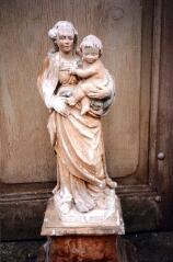 La Croix-aux-Mines, Le Chipal - chapelle Saint-Marc. – Vue d'une statue de Vierge à l'Enfant - XVIIIe siècle.