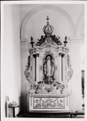 Damas-aux-Bois - église Saint-Médard. – Vue d'un autel secondaire et de son retable ; statue de l'Immaculée Conception - XVIIIe siècle.