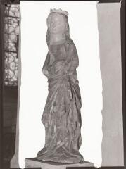 Épinal - basilique Saint-Maurice. – Vue d'une statue de Vierge.
