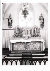 Fouchécourt - église Saint-Valbert. – Vue du maître-autel et de son tabernacle - XVIIIe siècle.