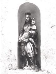 Plombières-les-Bains. – Vue d'une statue de Vierge à l'Enfant.